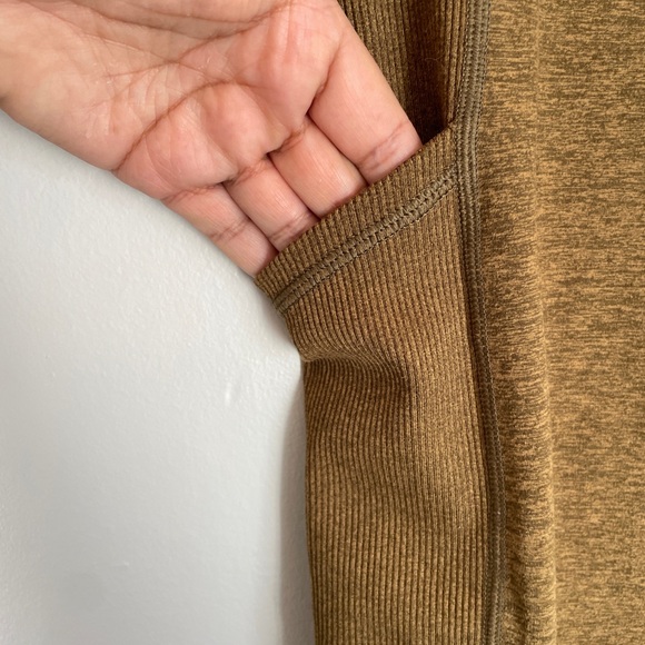 OFFLINE by Aerie The Hugger Hi-Rise Leggings - Picture 4 of 9